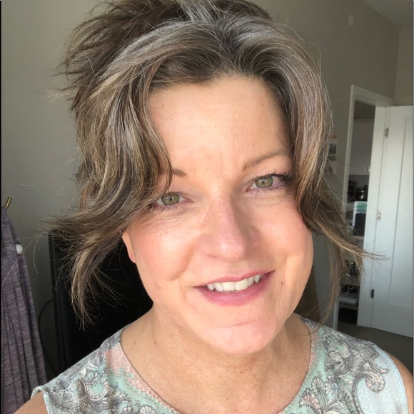 Meet your Posher, Sarah - Picture 2 of 8